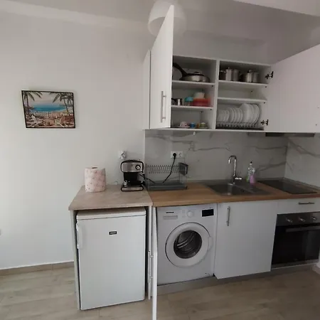 Nereidi - Paralia Ofriniou Daire *